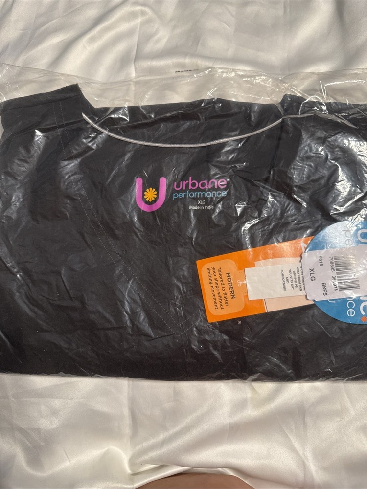 Urbane Performance Women's Black Xl