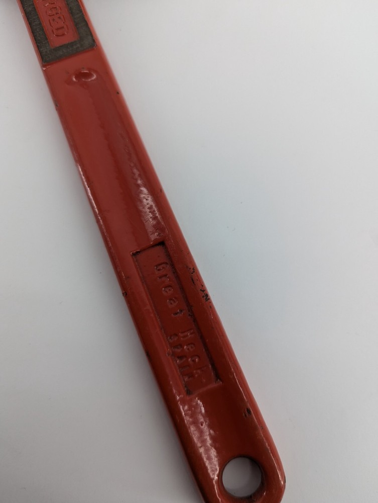 Great neck Spain Pipe Wrench