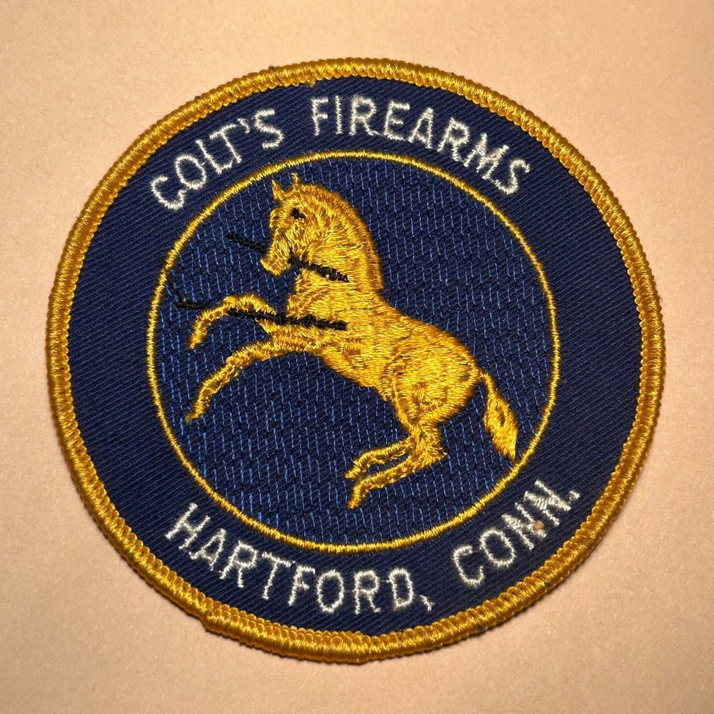 VINTAGE COLTS FIREARMS PATCH -HARTFORD, CONN Connecticut CT