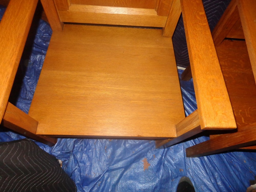 2 ANTIQUE SOLID OAK KING & QUEEN THRONE CHAIRS EXTRA LARGE BEAUTIFUL CONDITION