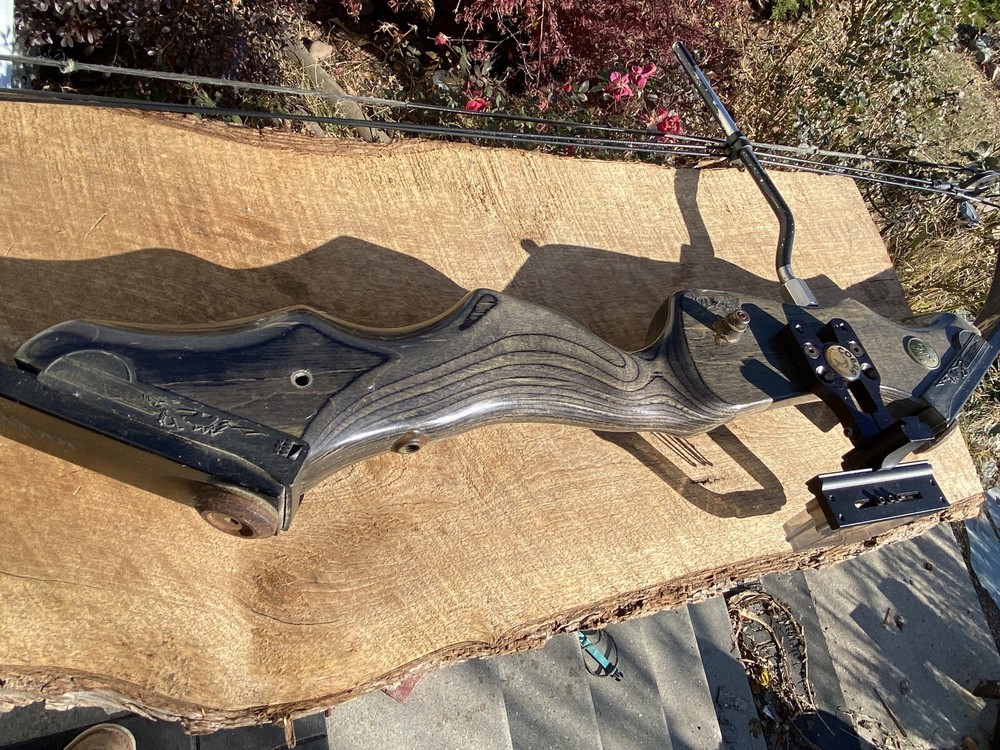 Bear Alaskan Compound Bow Heavy Draw Weight Beautiful Laminated Riser