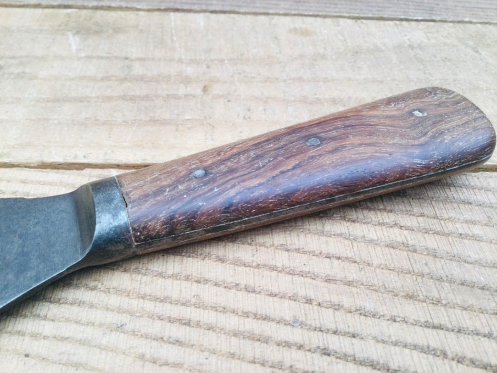 Vintage 4” Wooden Handled Decorators Scraper Tool