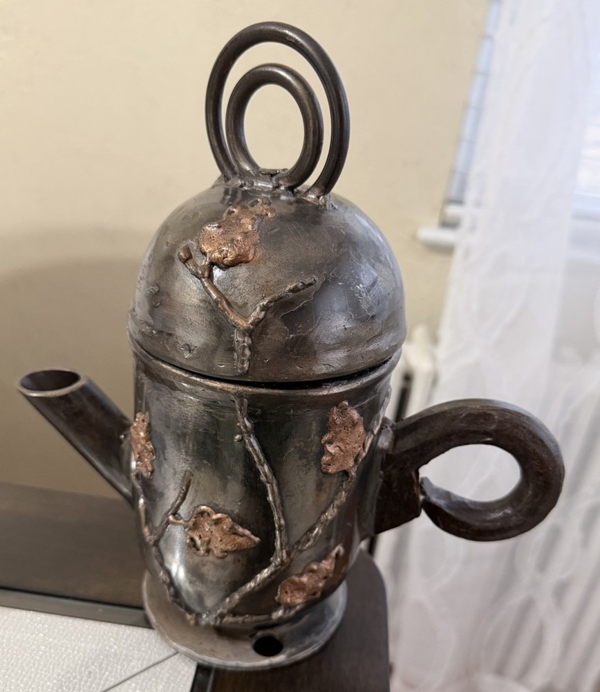 Decorative Metal Pot Cast Iron embossed design