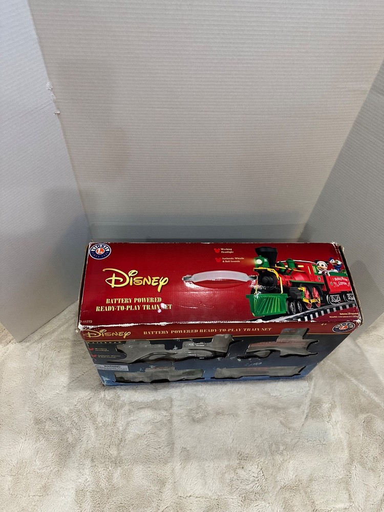 2018 Lionel Disney Hoiday Train Set Battery Powered Full-Set