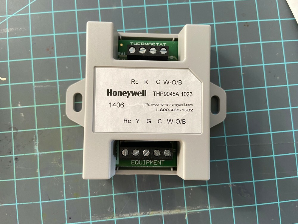 Honeywell ZWSTAT Programmable Touchscreen Thermostat
