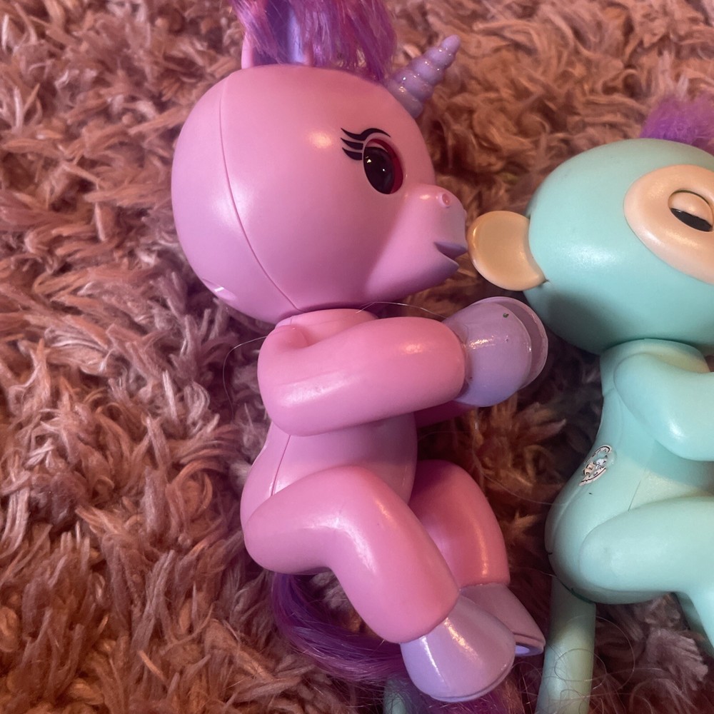 Lot 3 Fingerlings Interactive Baby Monkey Unicorn