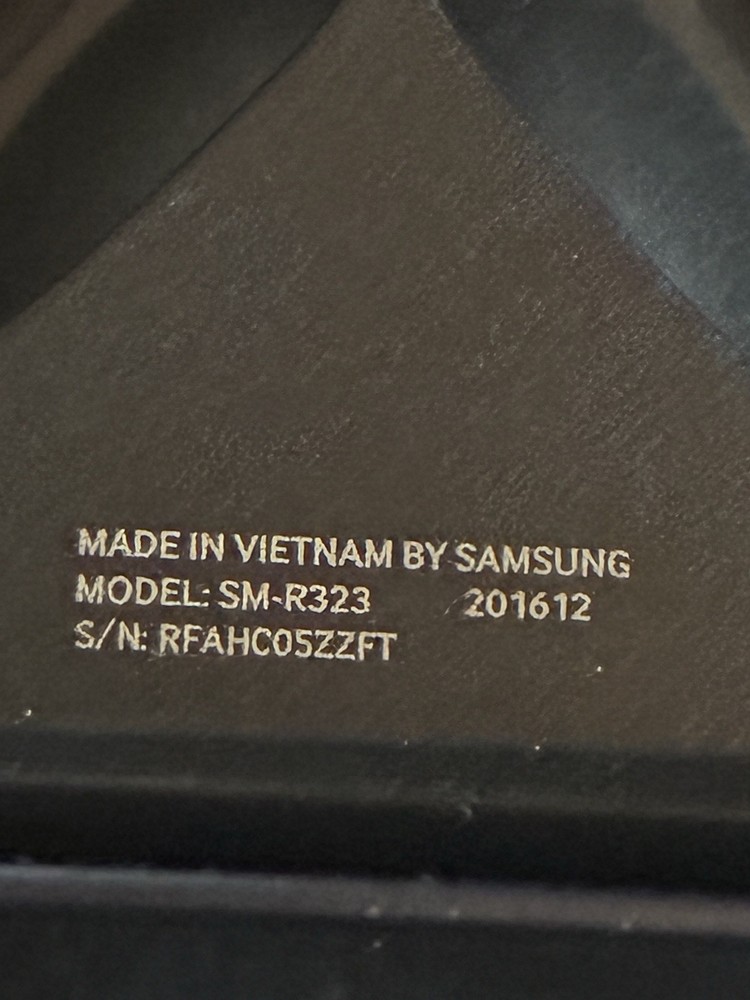 Samsung Gear VR Oculus - Very Good Condition!