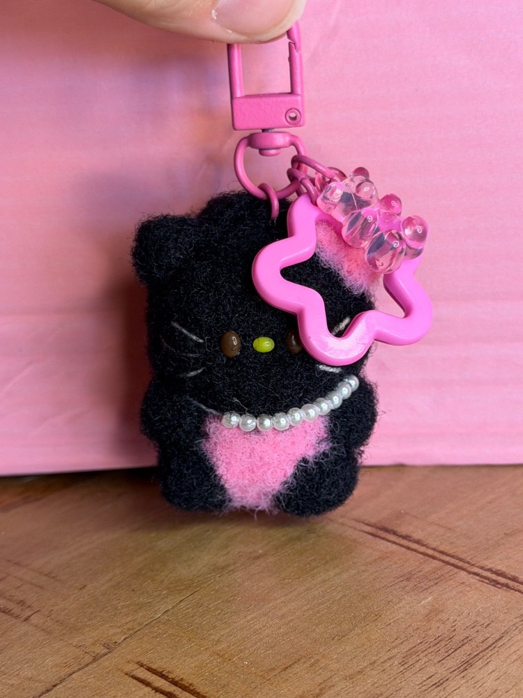 Crochet Hello Kitty Keychain 🩷🩷