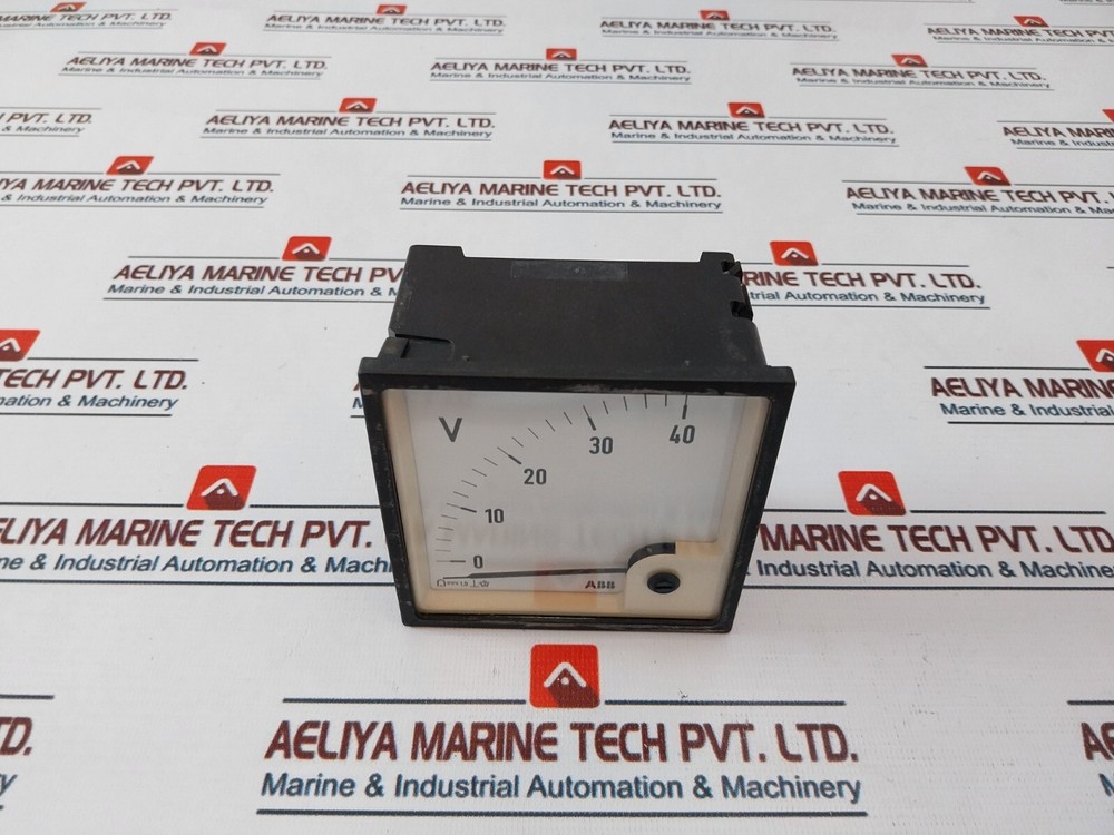 ABB 040 V Analog ,Voltmeter