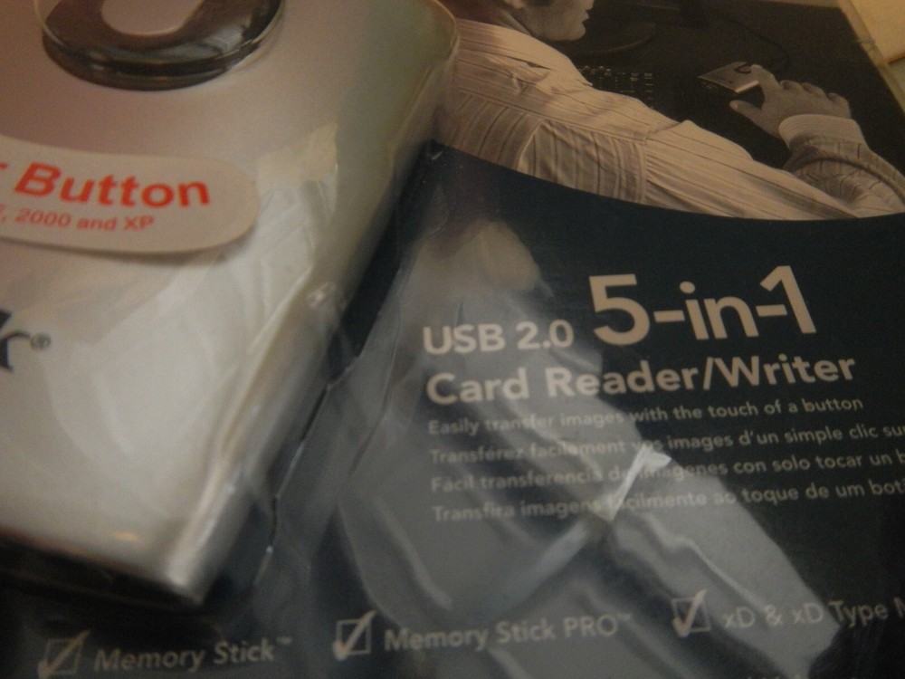 Scan Disk ImageMate 5-in-1 USB 2.0 Card Reader/Writer  NEW