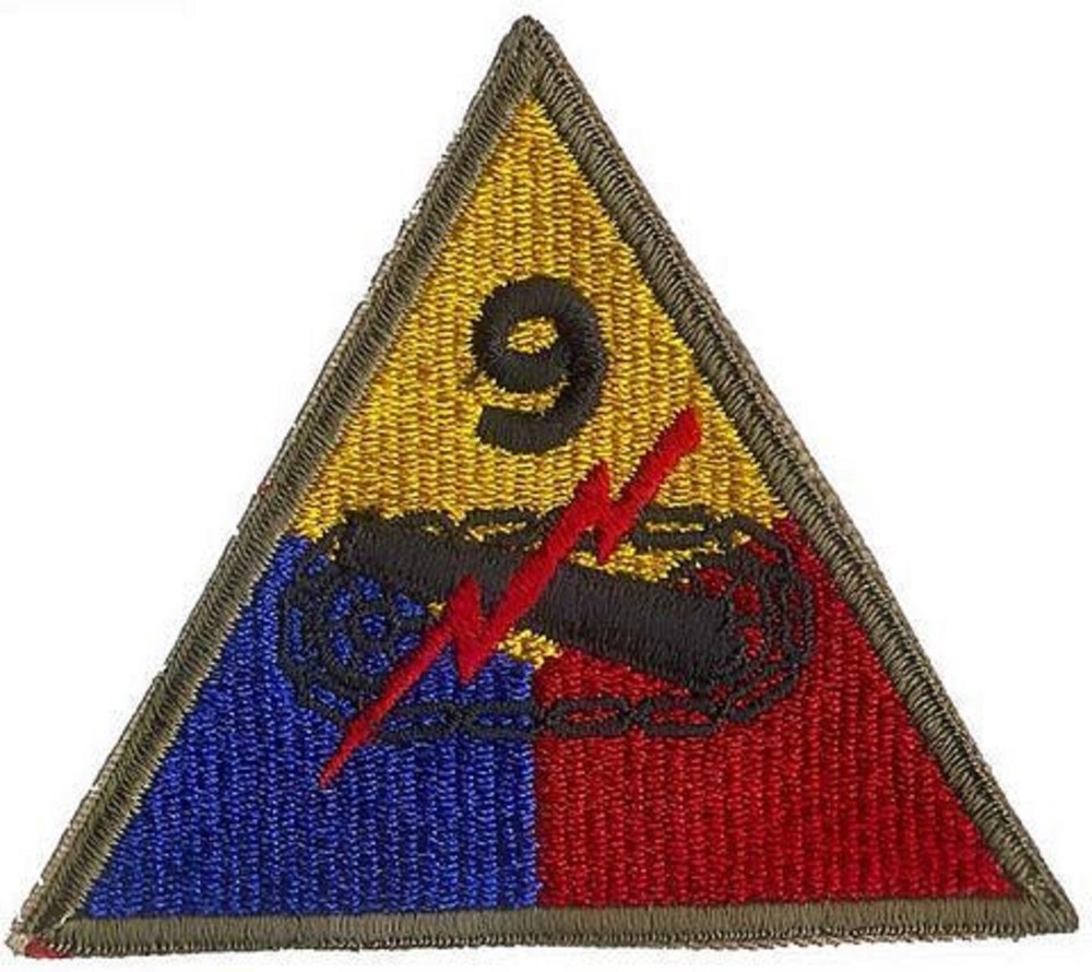 US ARMY 9TH ARMORED DIVISION UNIT PATCH WWII (ORIGINAL), CUT EDGE