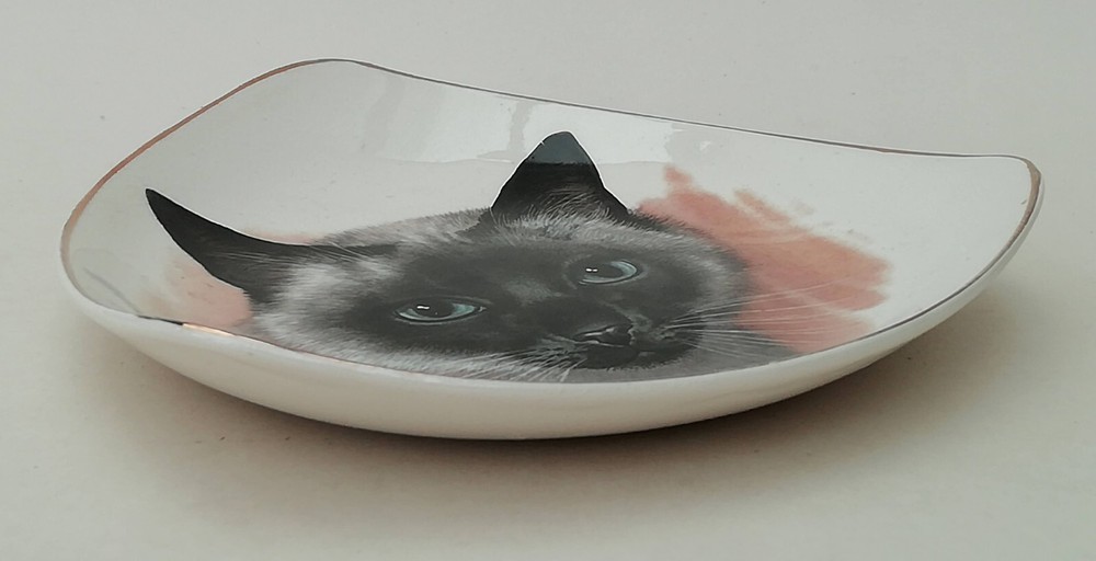 Vintage Sandland Siamese Cat Bone China Small Triangular Dish
