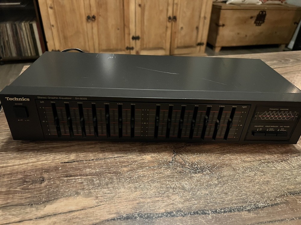 Technics SH-8029 Stereo Graphic Equalizer Spectrum Analyzer