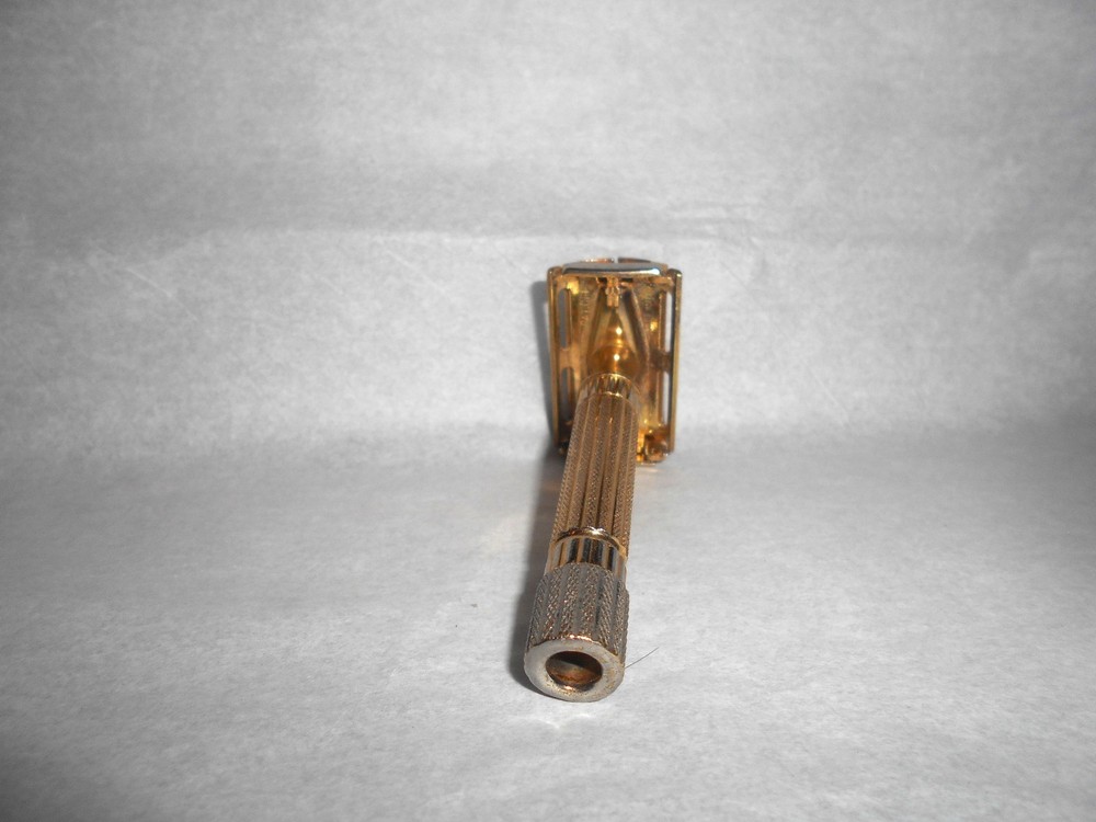 Gillette Aristocrat 1945 46 TTO DE Gold Nickle