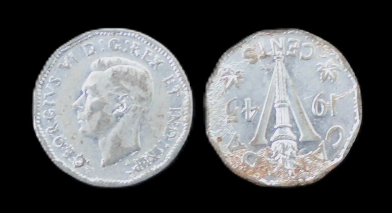 1945 CANADA 5C ROLL - OFF QUALITY/RUST