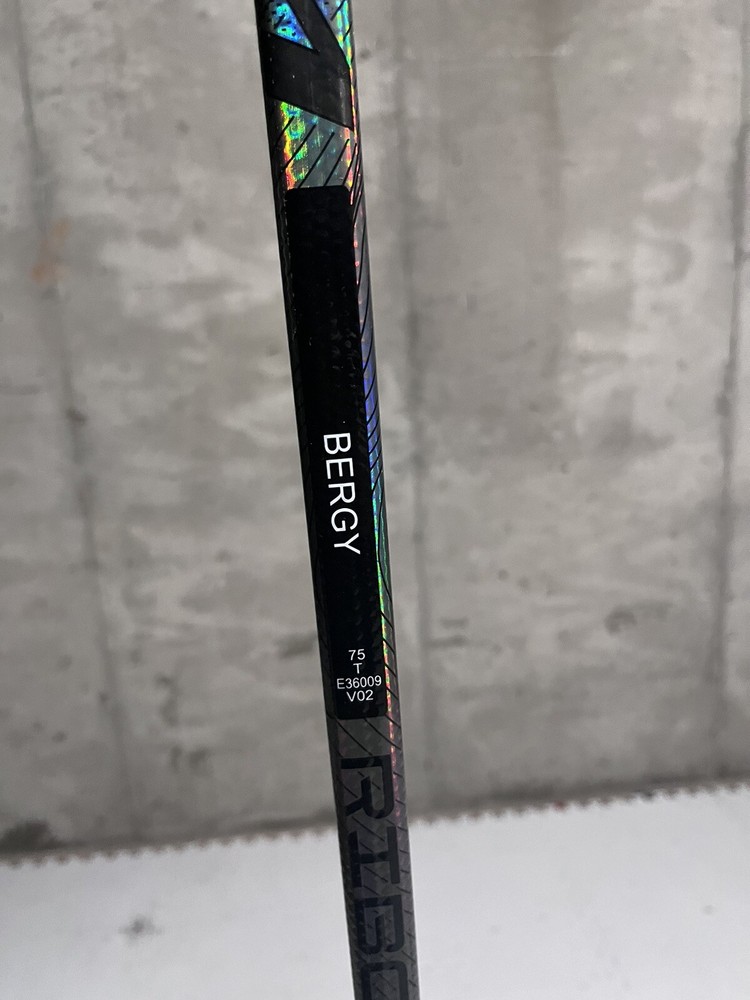 Ccm Trigger 8 Pro left 75 Flex 600 For Both The Sticks