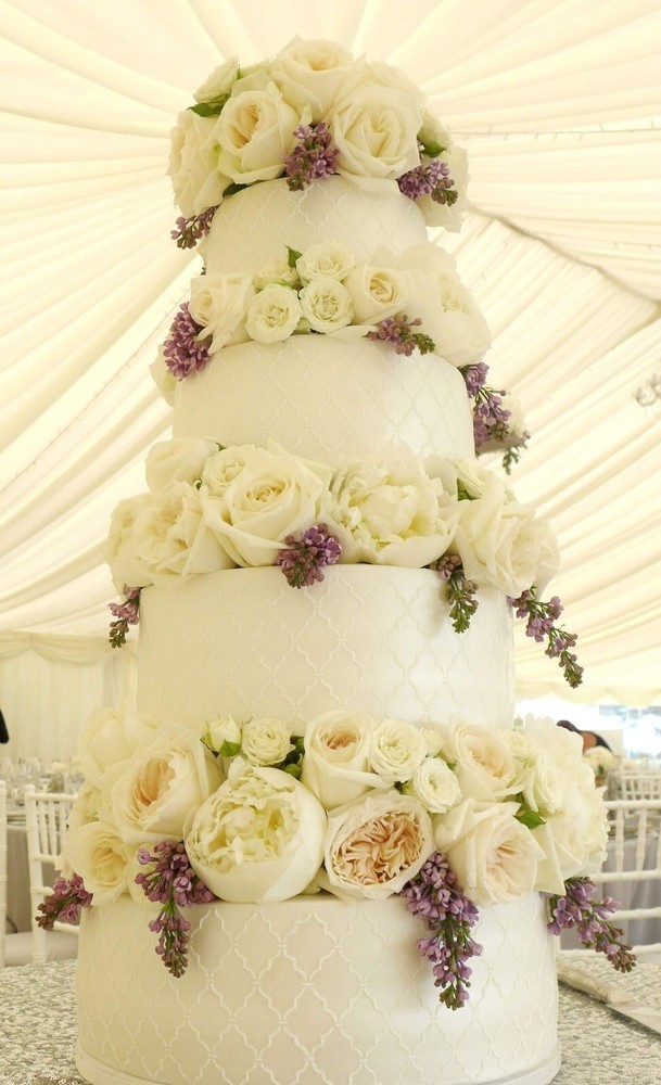 Invisible Acrylic Floating Cake Separators, Cake Pillars Bespoke Size & Shapes