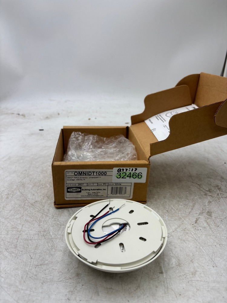 Hubbell OMNIDT1000 Low Voltage Ceiling Mount Occupancy Sensor 1 Per Order