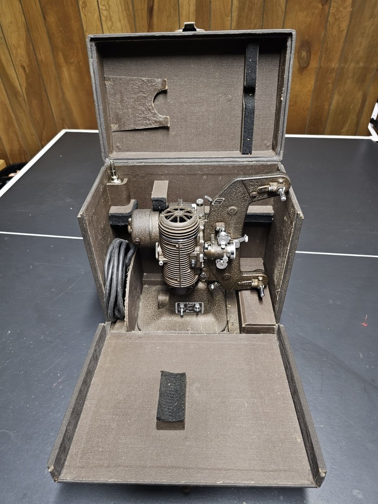 Bell & Howell Filmo 8mm Master 400 Projector