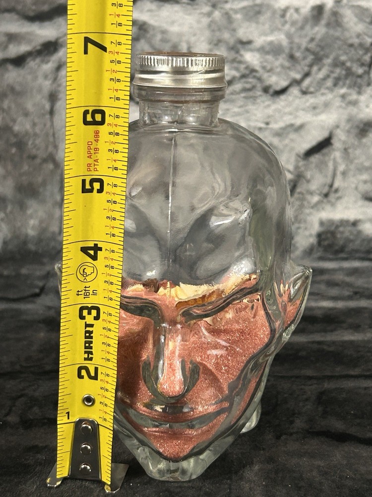 El Diablo Crystal Head Apothecary Magic Display