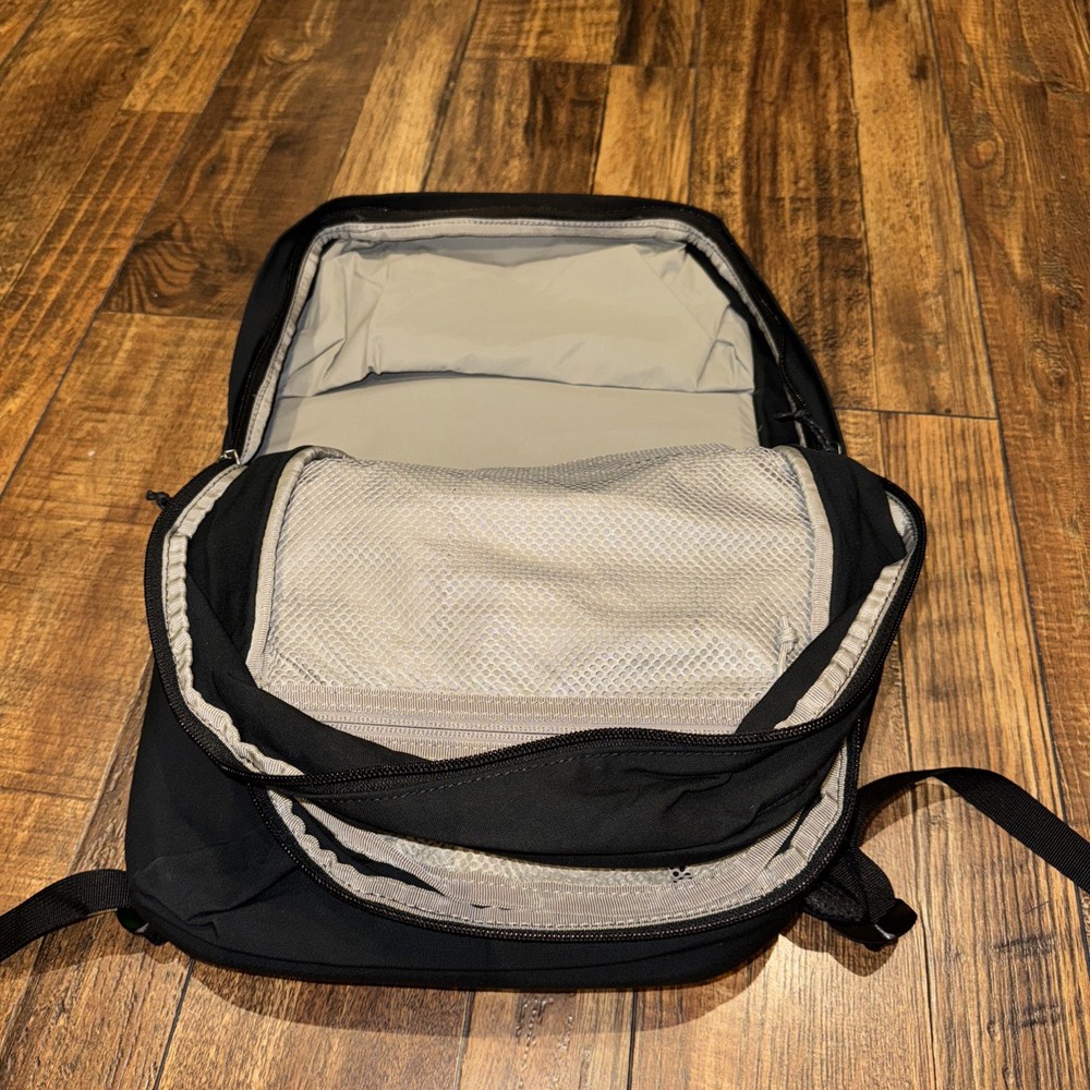 Fjallraven Raven 28/black