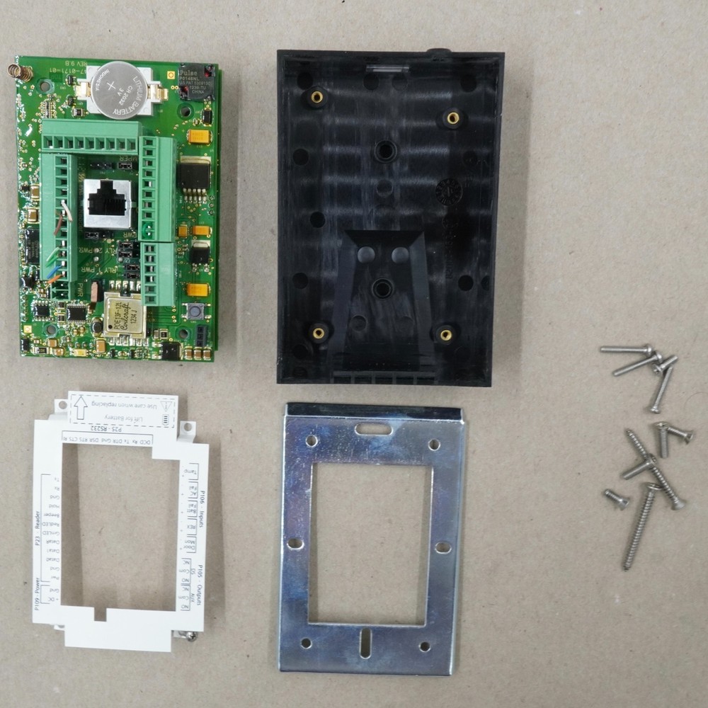 HID 82000BKE EdgePlus E400 Access Control Controller