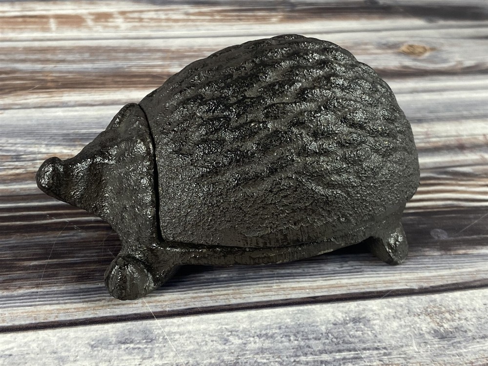 Cast Iron Hedge Hog - Hide-A-Key - Garden Hideaways