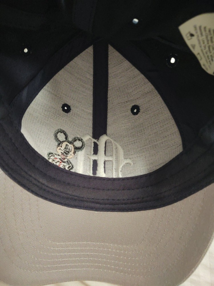 Disney Vintage Dad Hat M Mickey