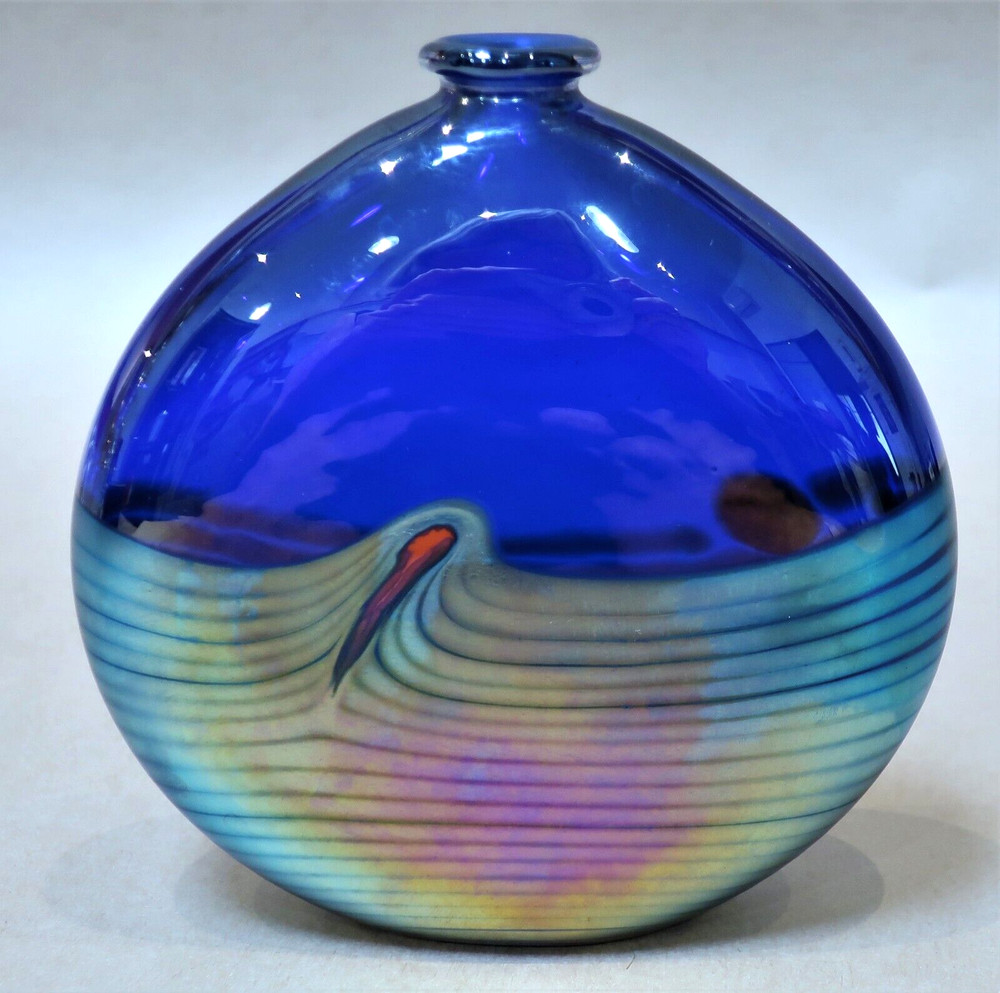 STUNNING DENIZEN STUDIO ROBERT WYNNE PULLED FEATHER IRIDESCENT VASE