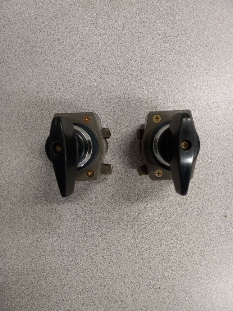 Idec Type CS-10 Fanuc Manual Feed Switch