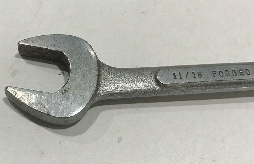 McKAIG-Hatch Combination Wrench 11/16"