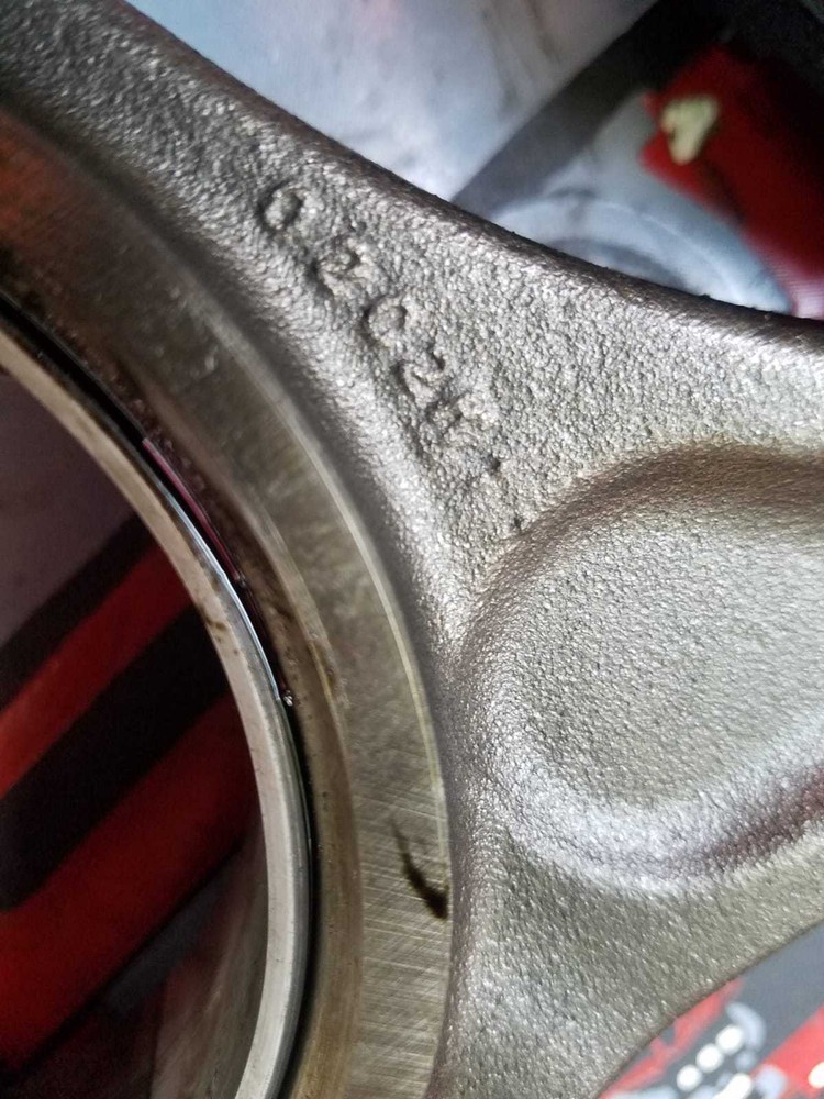 2011 MAXXFORCE 13 MODEL A475 12.4L PISTON ROD