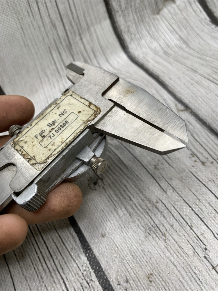 Brown & Sharpe 599-579-4 Dial Caliper