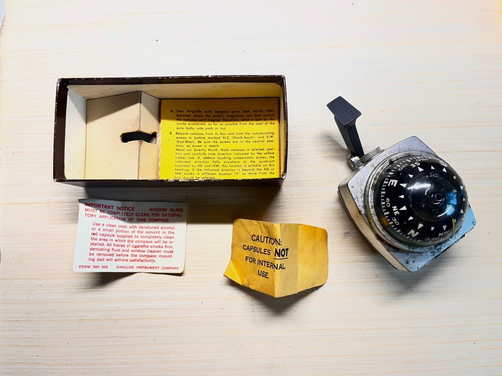 Airguide Nomad Deluxe Auto Compass 79B Deluxe, READ DESC!