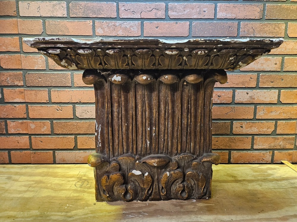 Vintage Column Capital Pilaster