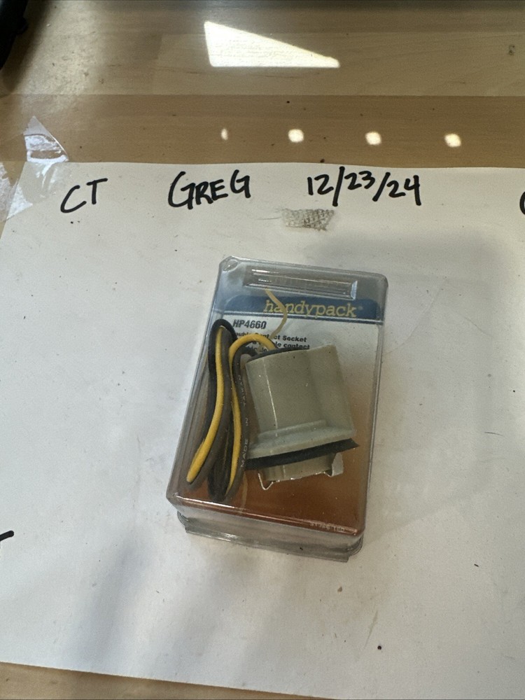 Turn Signal Light Socket-Parking Lamp Socket Handy Pack HP4660