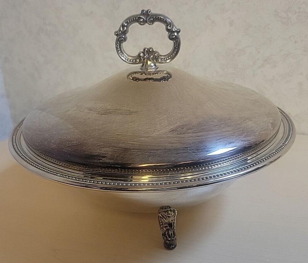 Oneida Silver Plated  3 Footed Bowl w/Lid