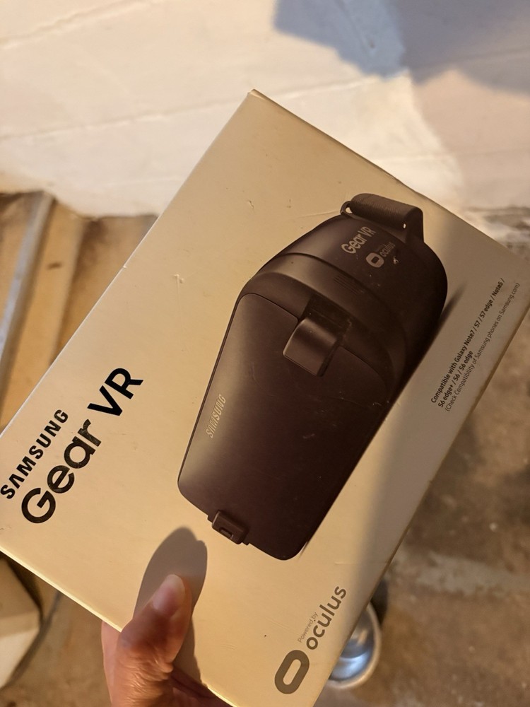 Samsung Gear VR Oculus Virtual Reality