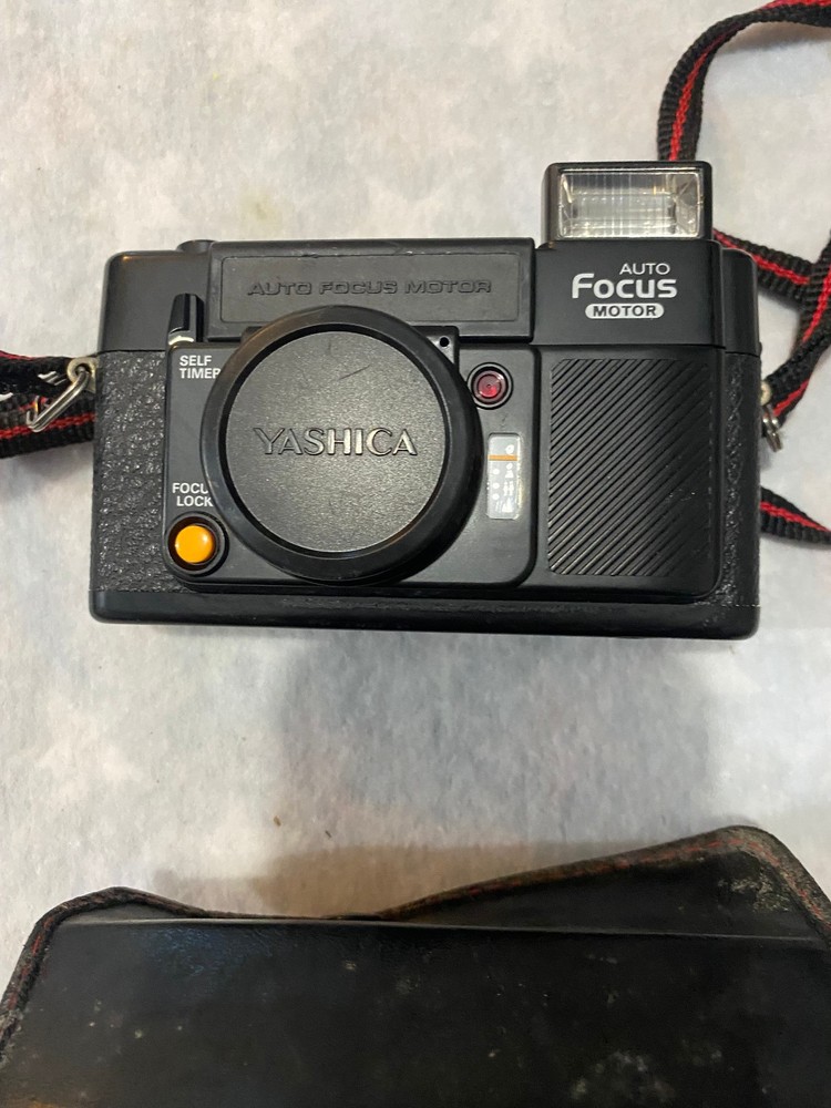 Yashica Full Automatic Focus Motor Case & Strap 38mm Camera Tested Works