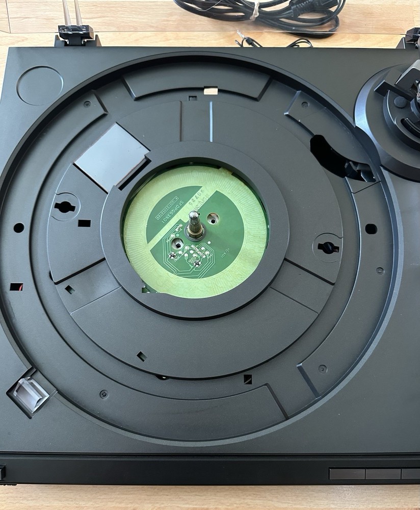 Technics SL-QD33 Fully Automatic Quartz Direct Drive Turntable Serviced Recapped