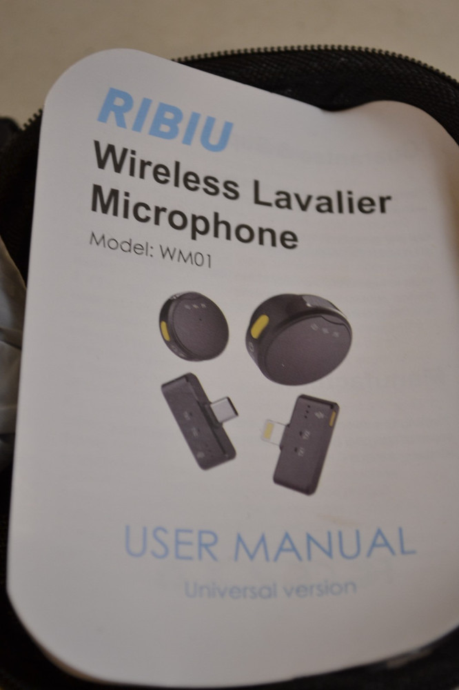 RIBIU Wireless Lavalier Microphone WM01