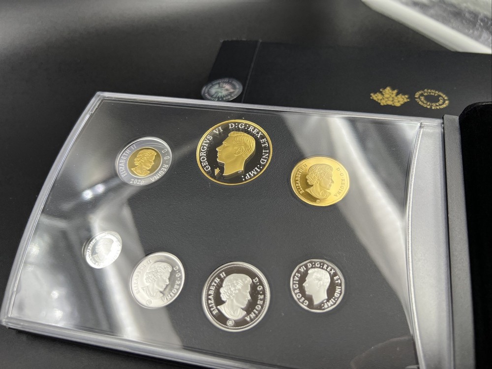 2020 Canada V Day Fine Silver Proof Set w/ Box & COA