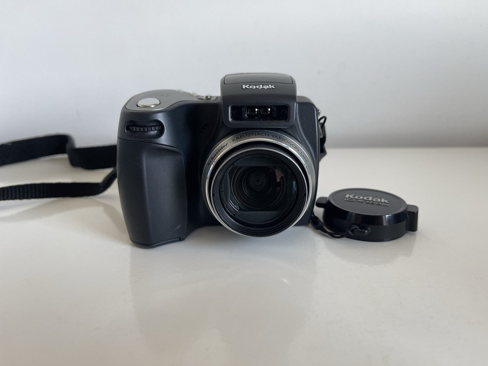 Kodak EasyShare DX6490 4MP Digital Camera