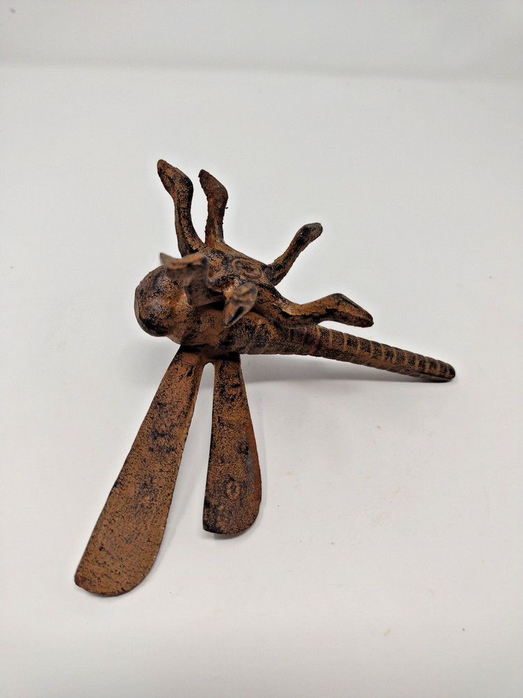 Rustic Cast Iron Dragonfly Garden Plant Flower Bug Decor Insect Statue Bug