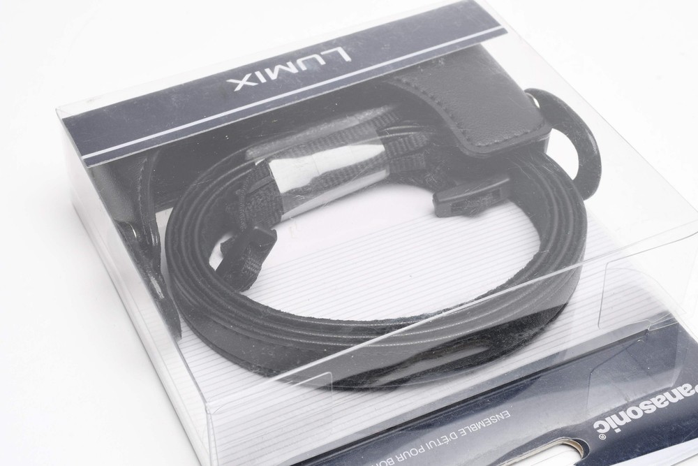 Panasonic DMW-CLF1 Digital Camera Body Case & Strap for LF1 - New