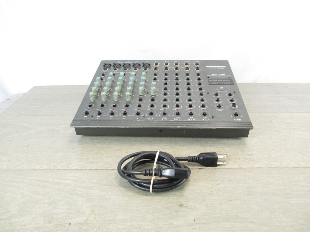 Samson Technologies MPL1502 15 Channel Stereo Mixer **READ**