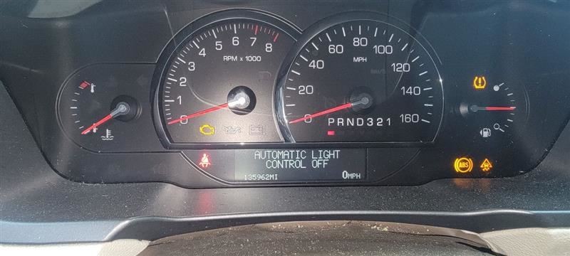 06 Cadillac DTS Console Front Floor