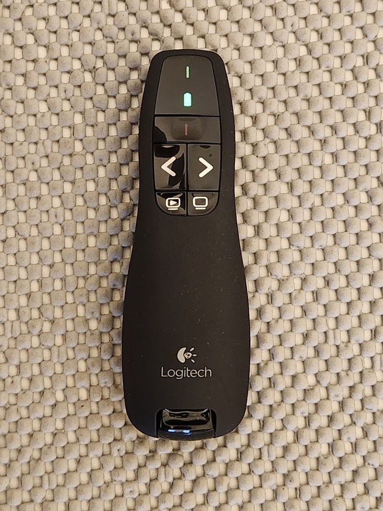 Logitech Wireless Presenter R400 Presentation Wireless with Laser Pointer