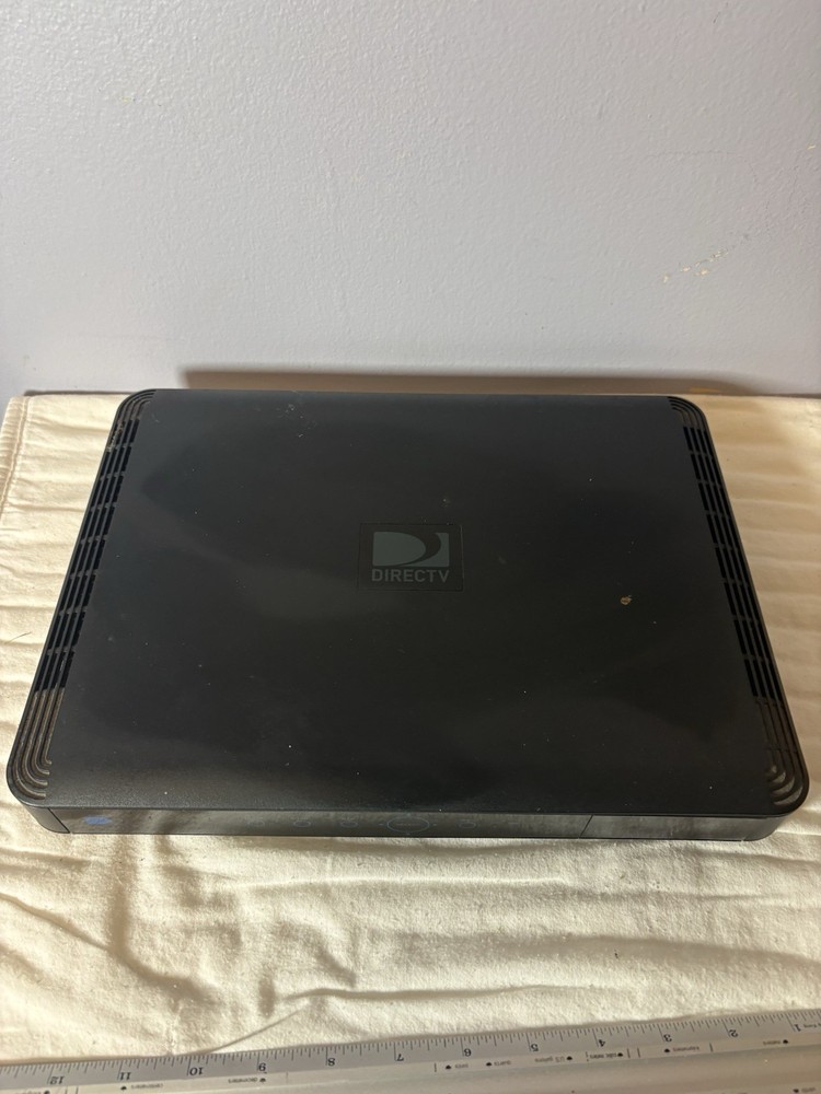 Direct TV Satellite Cable Receiver Bundle HR44-700  Tested