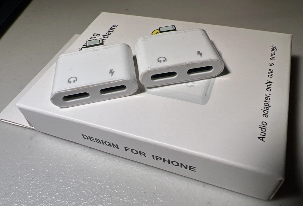 2 in 1 Adapter Headphone Jack Splitter Audio For iPhone 2-PACK!